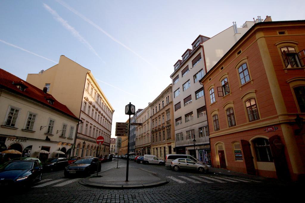 Apartment Masna 21 Praha Bagian luar foto